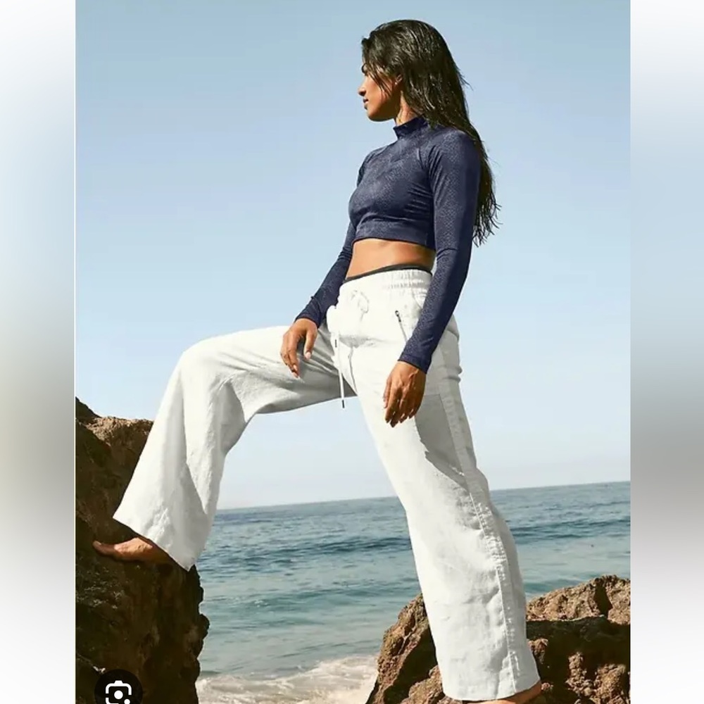 Size 14P. Athleta Cabo Linen Pants
